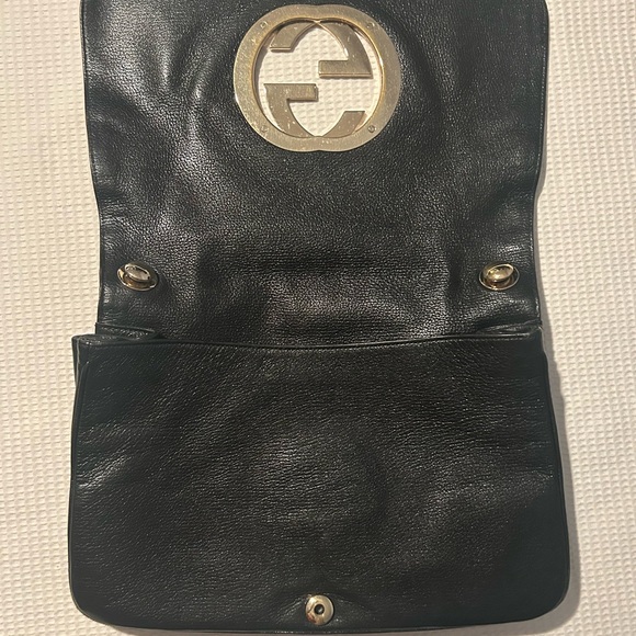 Gucci Black Satchel Bag with Gold Logo. - Picture 7 of 7